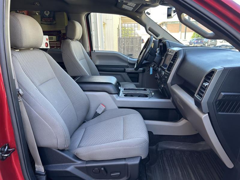 Ford F-150 XLT SuperCrew 4WD 2020