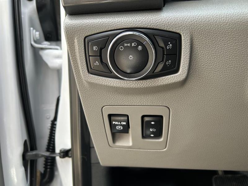 Ford F-150 XLT SuperCrew 4WD 2018