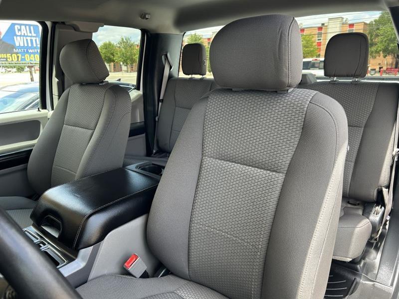 Ford F-150 XLT SuperCrew 4WD 2018