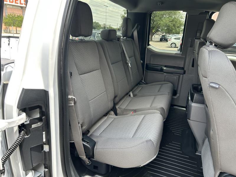 Ford F-150 XLT SuperCrew 4WD 2018