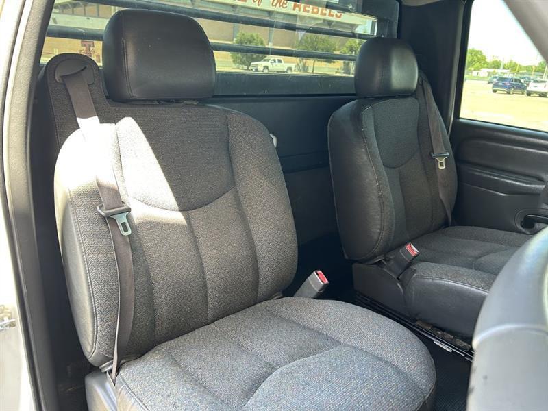 Chevrolet Silverado 3500HD Regular Cab 2WD 2007