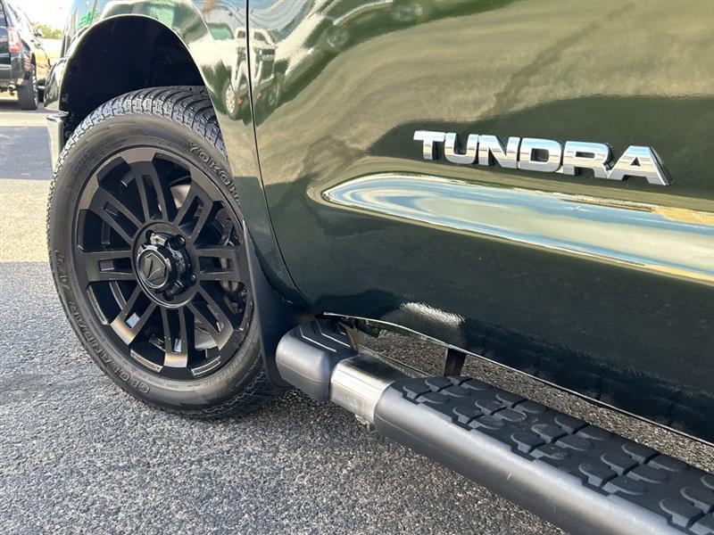 Toyota Tundra Tundra-Grade Double Cab 4.6L 2WD 2012