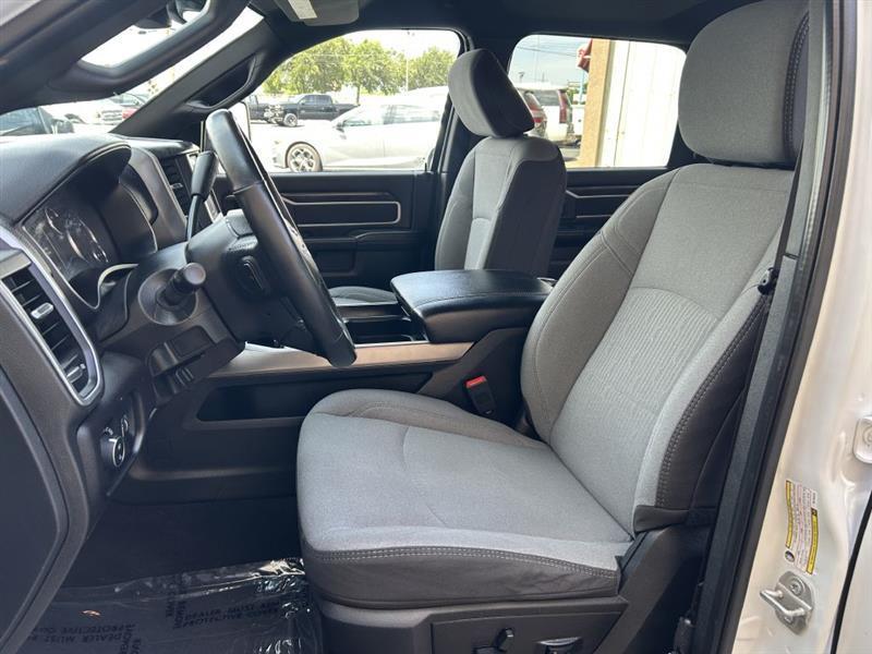 RAM 2500 Tradesman Crew Cab SWB 4WD 2024