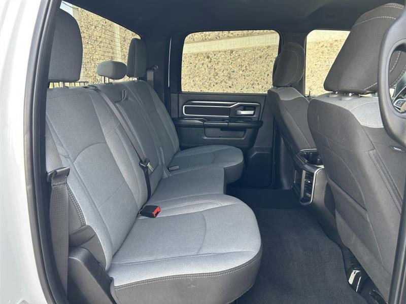 RAM 2500 Tradesman Crew Cab SWB 4WD 2024