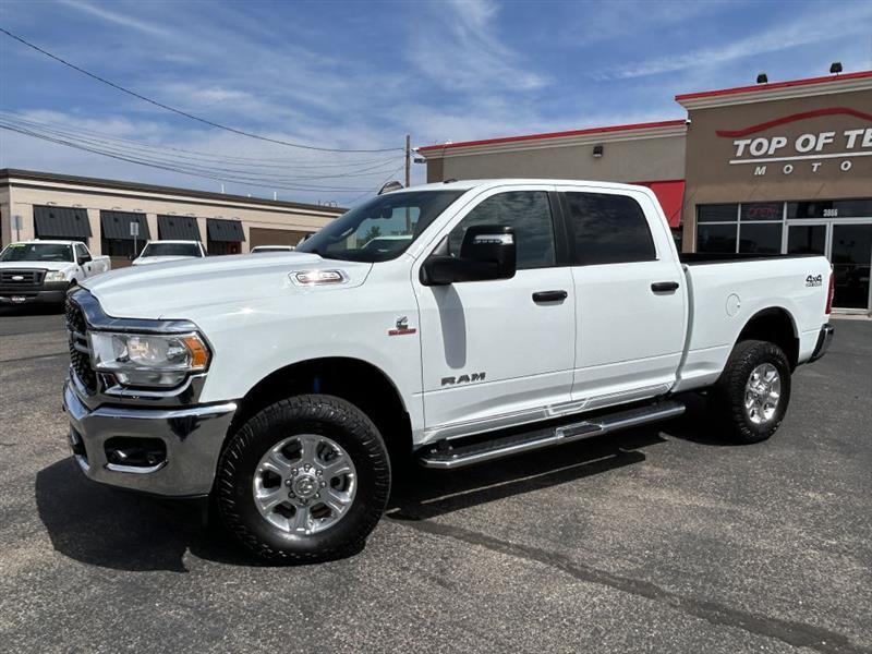 RAM 2500 Tradesman Crew Cab SWB 4WD 2024