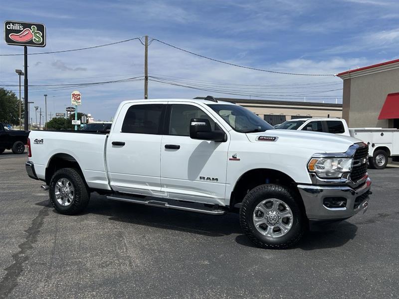RAM 2500 Tradesman Crew Cab SWB 4WD 2024