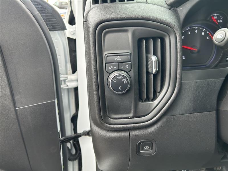 Chevrolet Silverado 1500 Reg. Cab Short Bed 2WD 2023