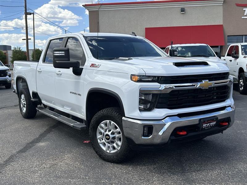 Chevrolet Silverado 2500HD LT Crew Cab Long Box 4WD 2024