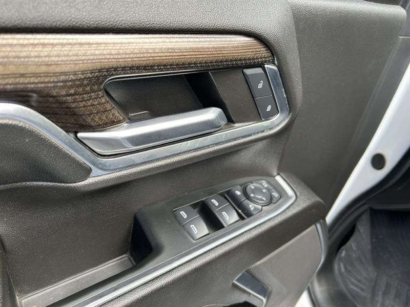 Chevrolet Silverado 2500HD LT Crew Cab Long Box 4WD 2024