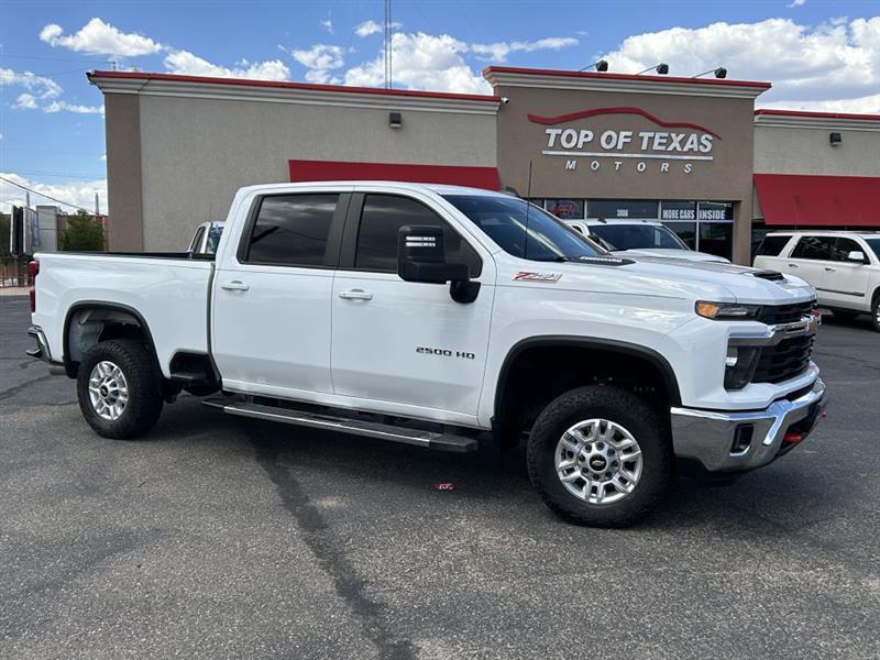 Chevrolet Silverado 2500HD LT Crew Cab Long Box 4WD 2024