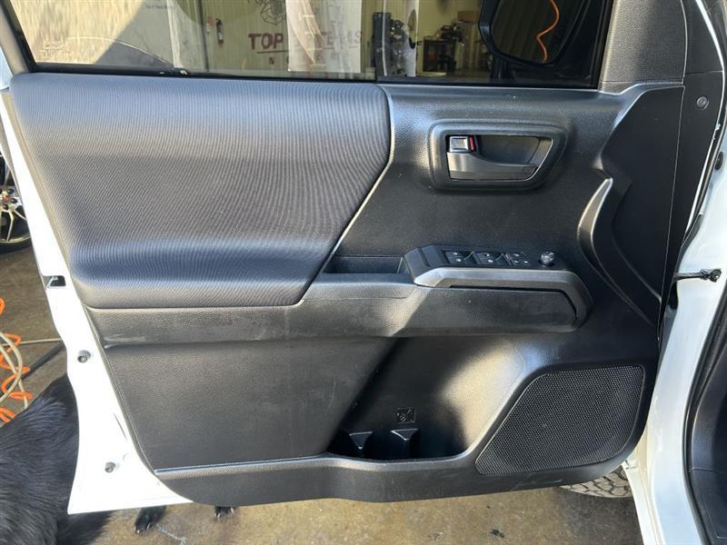 Toyota Tacoma SR5 Double Cab 4WD V6 2022