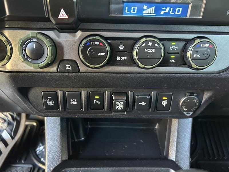 Toyota Tacoma SR5 Double Cab 4WD V6 2022