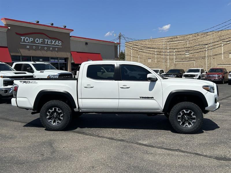 Toyota Tacoma SR5 Double Cab 4WD V6 2022