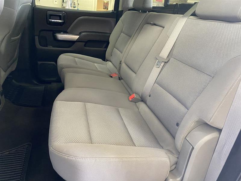 Chevrolet Silverado 2500HD LT Crew Cab 4WD 2015