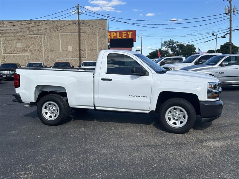 Chevrolet Silverado 1500 LT Crew Cab 2WD 2016