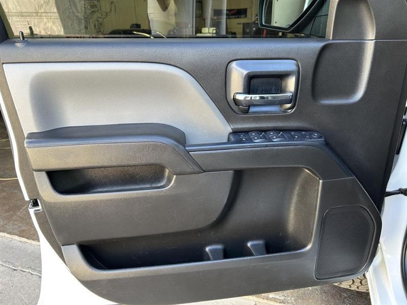 Chevrolet Silverado 2500HD LT Crew Cab 2WD 2017