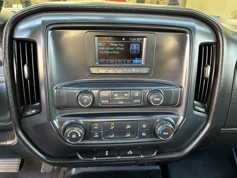 Chevrolet Silverado 2500HD LT Crew Cab 2WD 2017