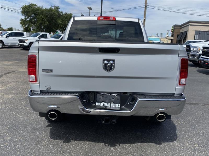RAM 1500 Laramie Crew Cab SWB 2WD 2016