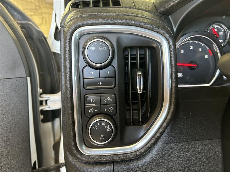 Chevrolet Silverado 2500HD LT Crew Cab Long Box 4WD 2023