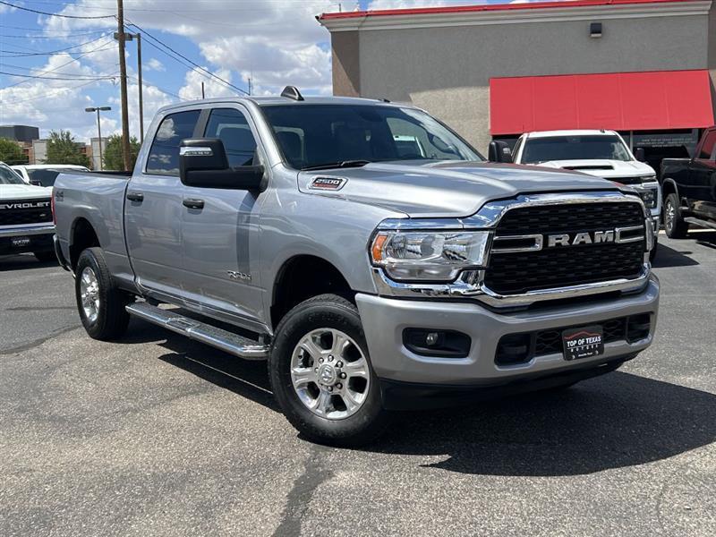 RAM 2500 Tradesman Crew Cab SWB 4WD 2024