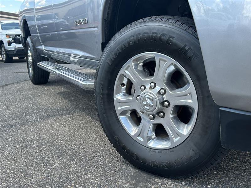 RAM 2500 Tradesman Crew Cab SWB 4WD 2024