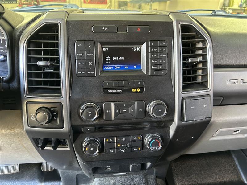 Ford F-250 SD XL SuperCab 4WD 2019