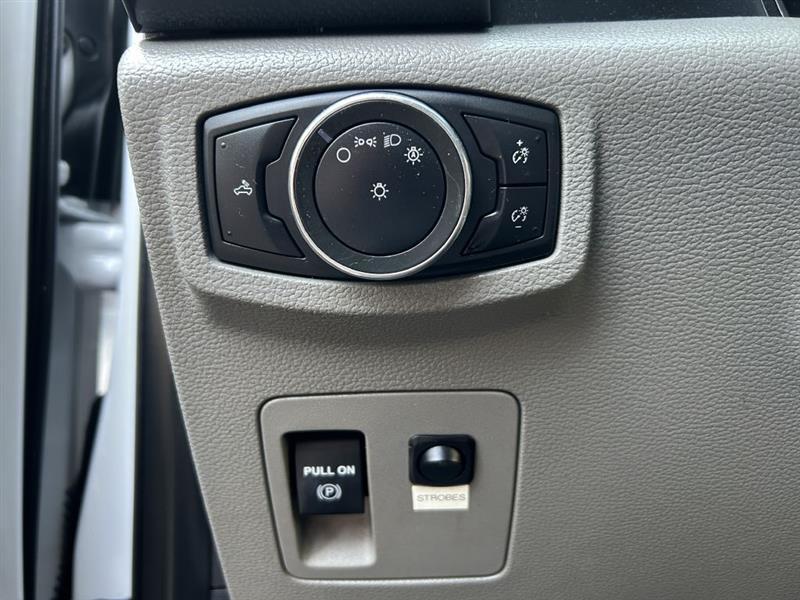 Ford F-150 XLT 2WD 2018