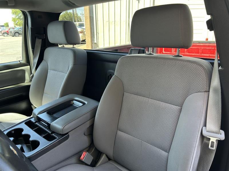 Chevrolet Silverado 1500 Regular Cab Short Bed 4WD 2014