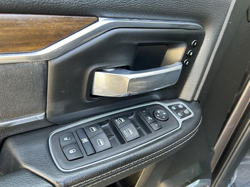 RAM 2500 Laramie Crew Cab SWB 4WD 2024