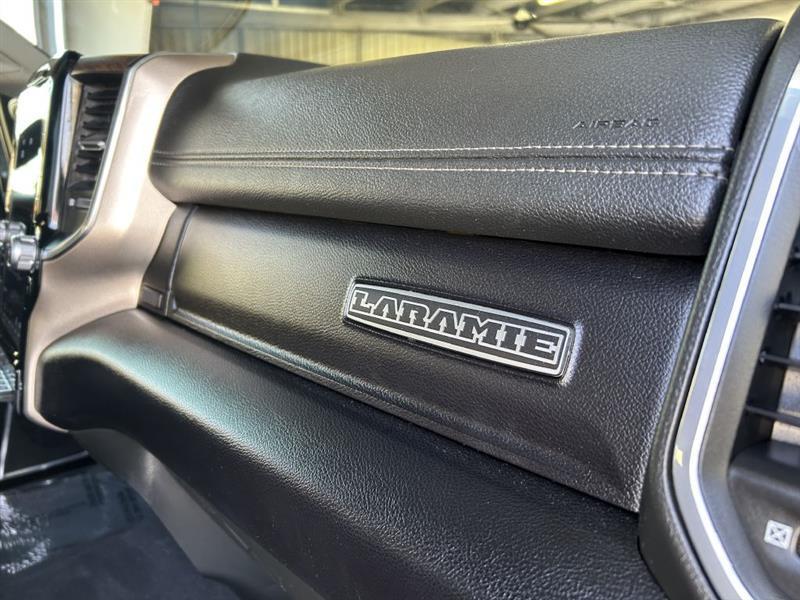 RAM 2500 Laramie Crew Cab SWB 4WD 2024