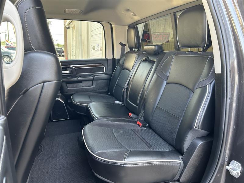 RAM 2500 Laramie Crew Cab SWB 4WD 2024