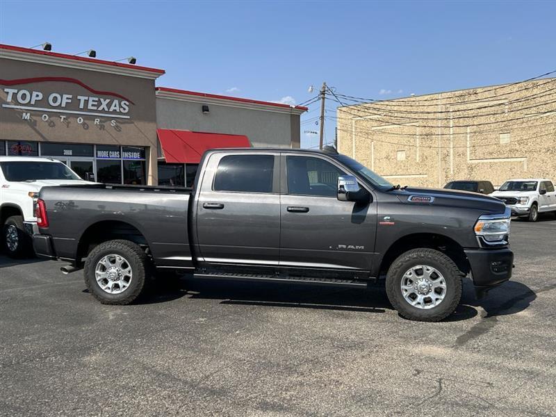 RAM 2500 Laramie Crew Cab SWB 4WD 2024