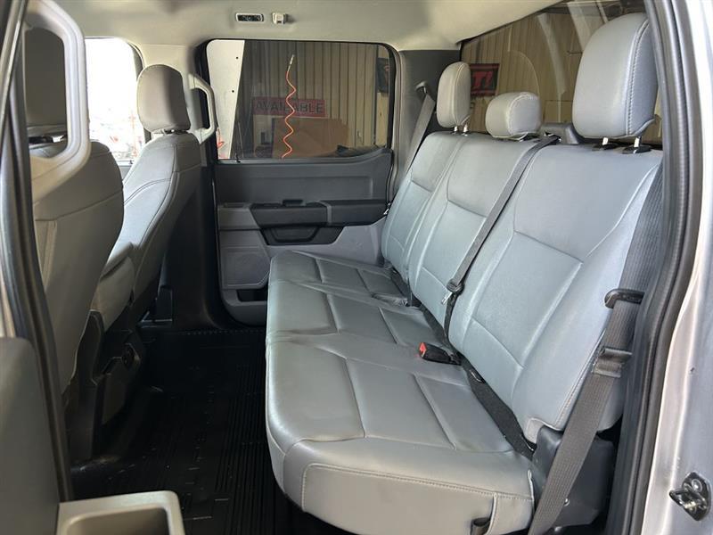 Ford F-250 SD XLT Crew Cab 4WD 2023