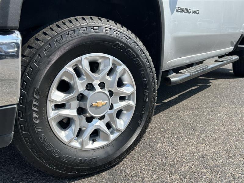 Chevrolet Silverado 2500HD LT Crew Cab 4WD 2020