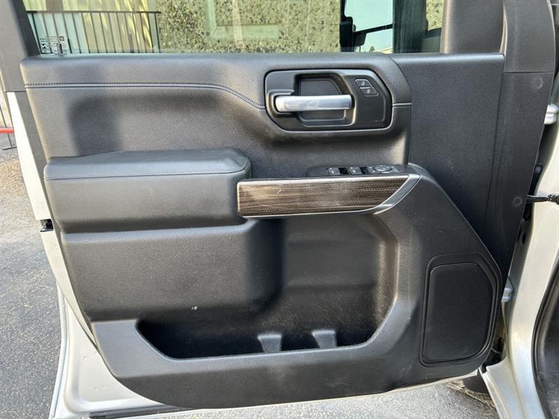 Chevrolet Silverado 2500HD LT Crew Cab 4WD 2020