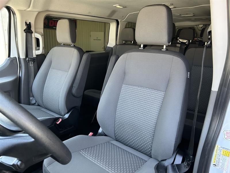 Ford Transit 350 Wagon Low Roof XLT w/Sliding Pass. 148-in. WB 2024