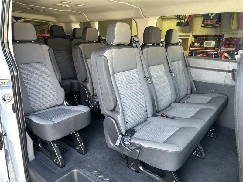 Ford Transit 350 Wagon Low Roof XLT w/Sliding Pass. 148-in. WB 2024