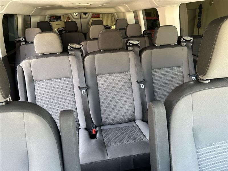 Ford Transit 350 Wagon Low Roof XLT w/Sliding Pass. 148-in. WB 2024