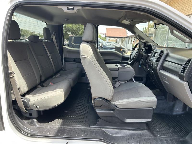 Ford F-350 SD XLT SuperCab 4WD 2019