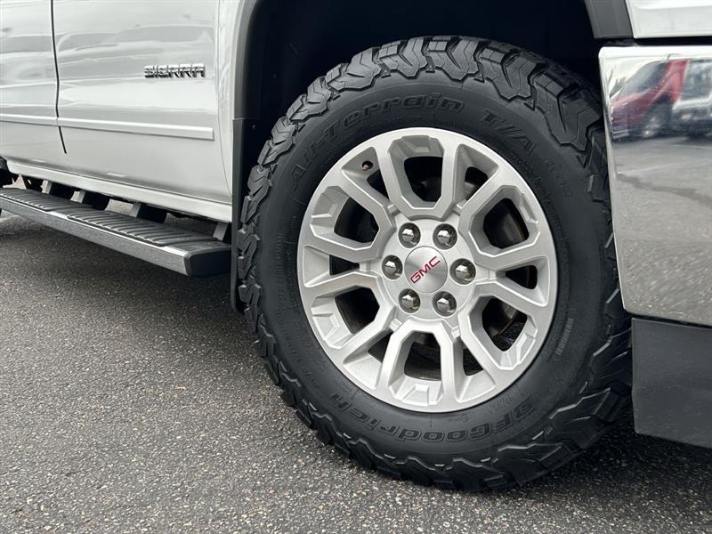 GMC Sierra photo 4