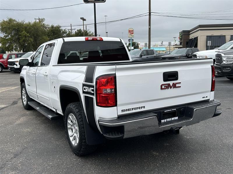 GMC Sierra photo 10