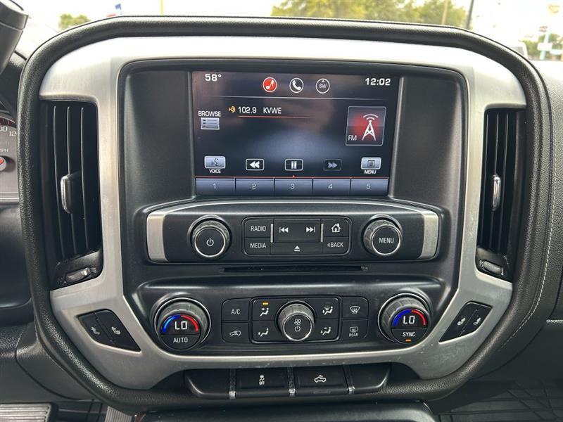 GMC Sierra photo 15