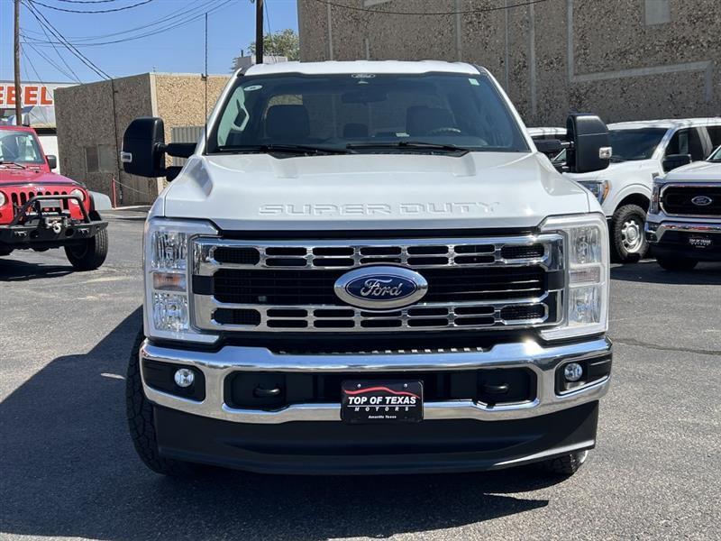Ford F-250SD photo 3
