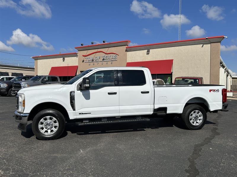 Ford F-250SD photo 27