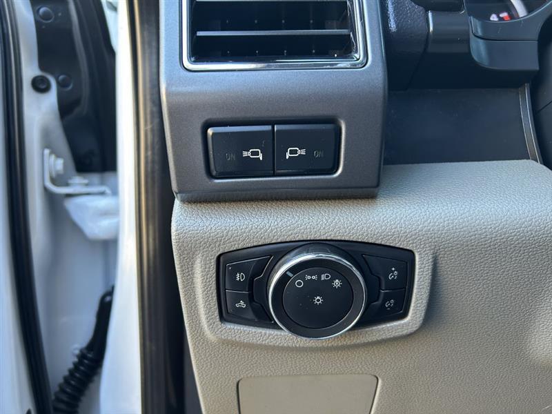 Ford F-250SD photo 5