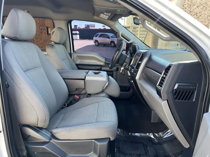 Ford F-250SD photo 12