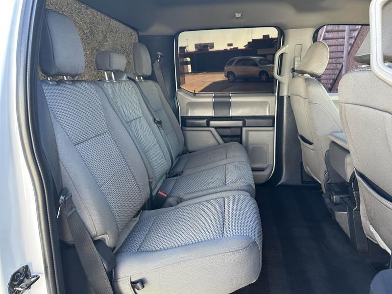Ford F-250SD photo 14