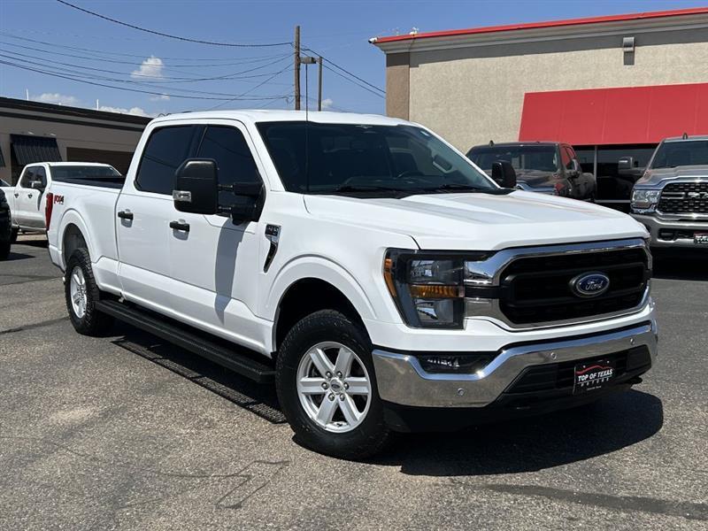 Ford F-150 XLT SuperCrew 4WD 2023