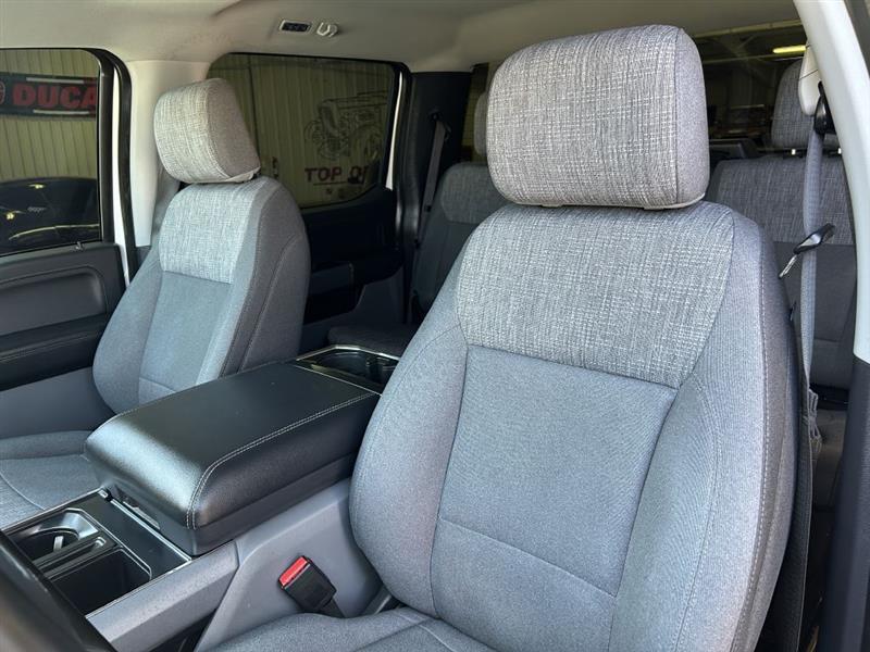 Ford F-150 XLT SuperCrew 4WD 2023