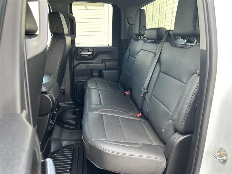 GMC Sierra photo 5